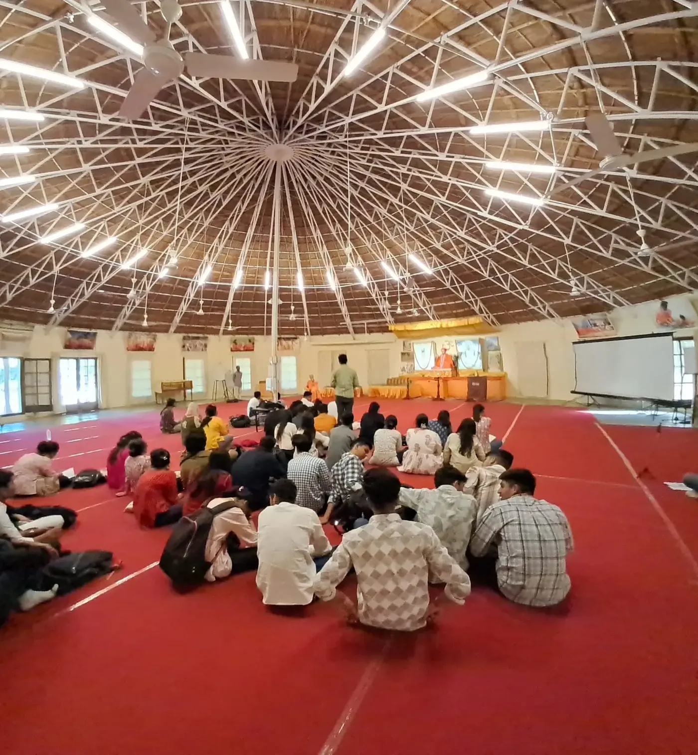 students-of-mbm-university-jodhpur-visit-the-om-ashram-jadan bodyImage